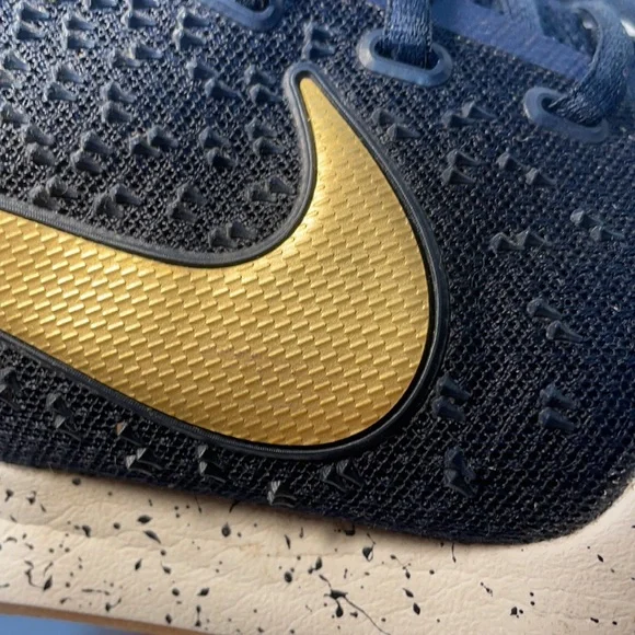 Kyrie 3 size 12 Obsidian/Metallic Gold Summit White